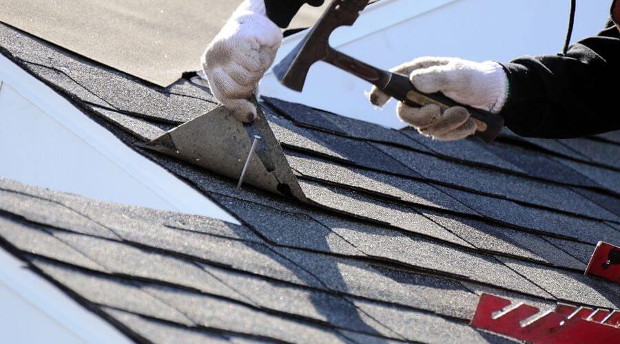 Professional residential roofers in Monett, MO